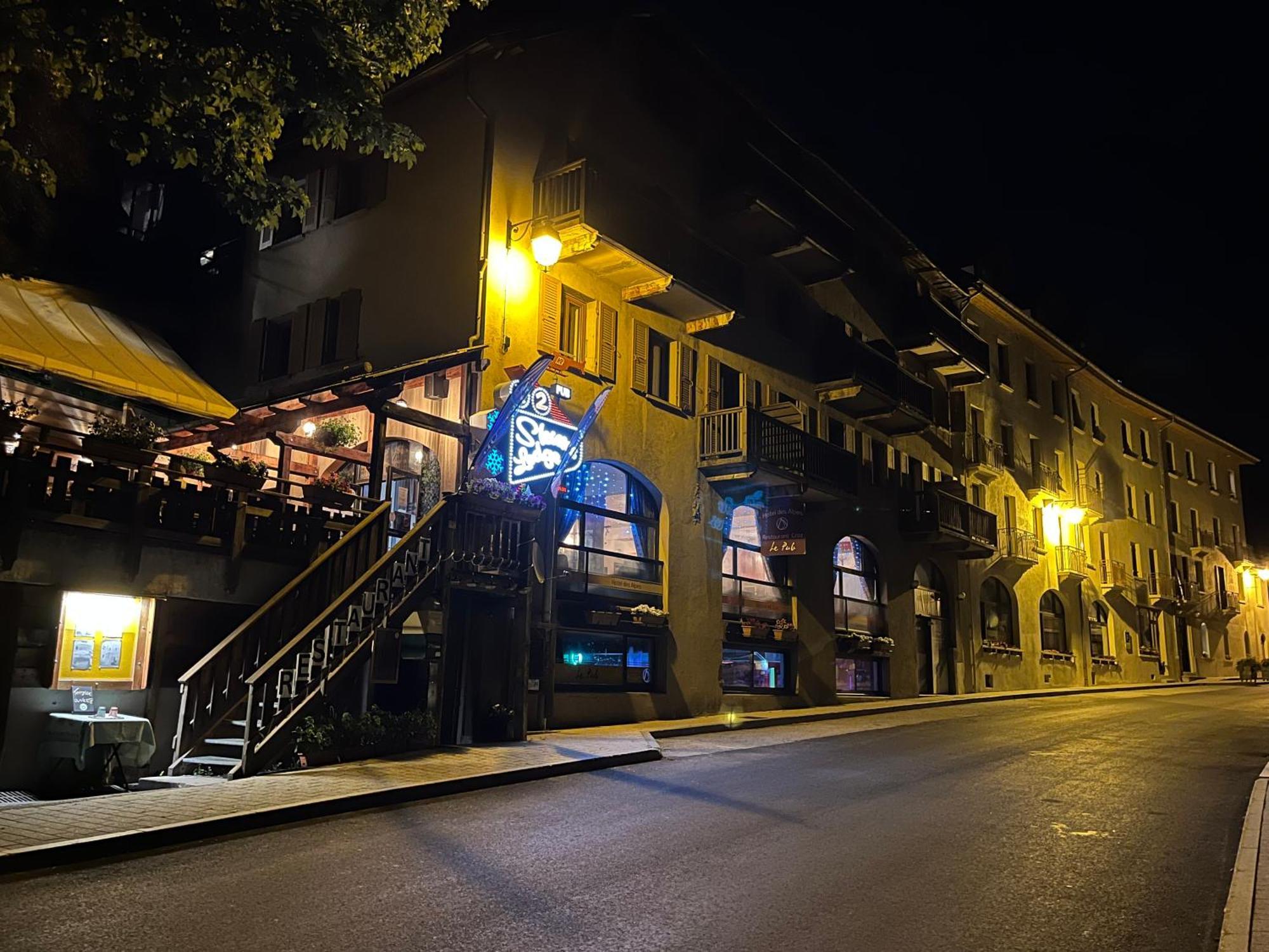 Hotel Des Alpes - Skiers & Bikers Lodge La Grave Zewnętrze zdjęcie